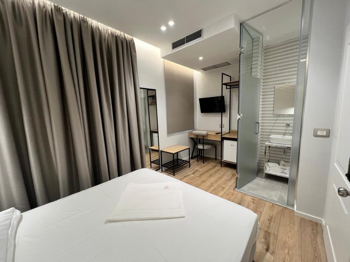 טיראנה Enzo Rooms & Apartment Blloku מראה חיצוני תמונה