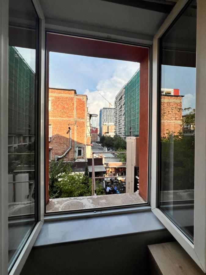 טיראנה Enzo Rooms & Apartment Blloku מראה חיצוני תמונה