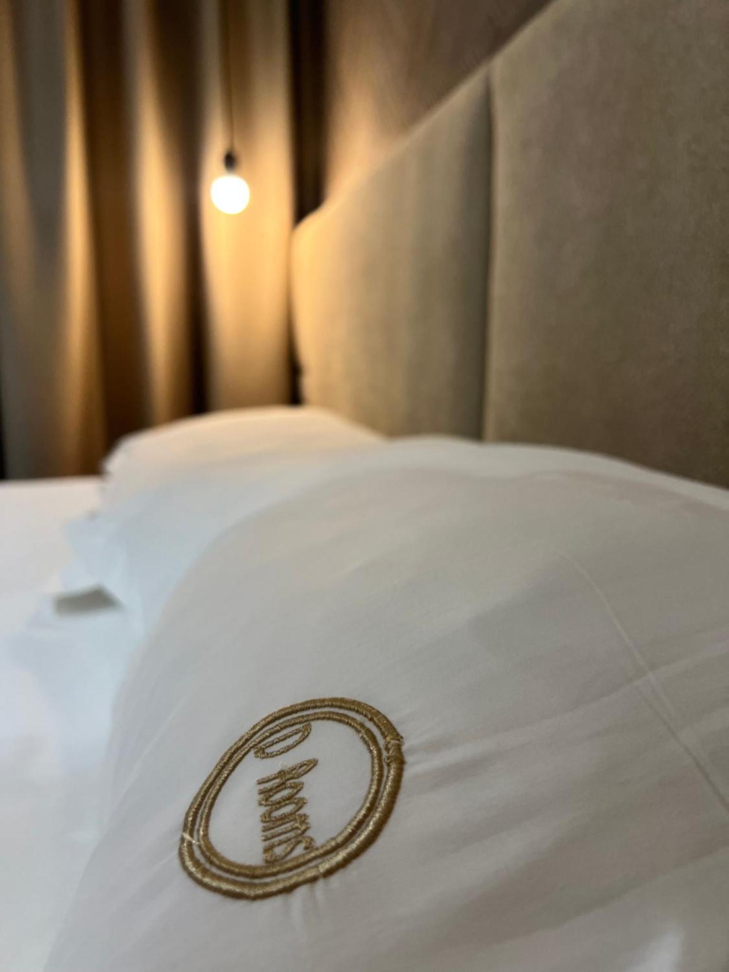 טיראנה Enzo Rooms & Apartment Blloku מראה חיצוני תמונה