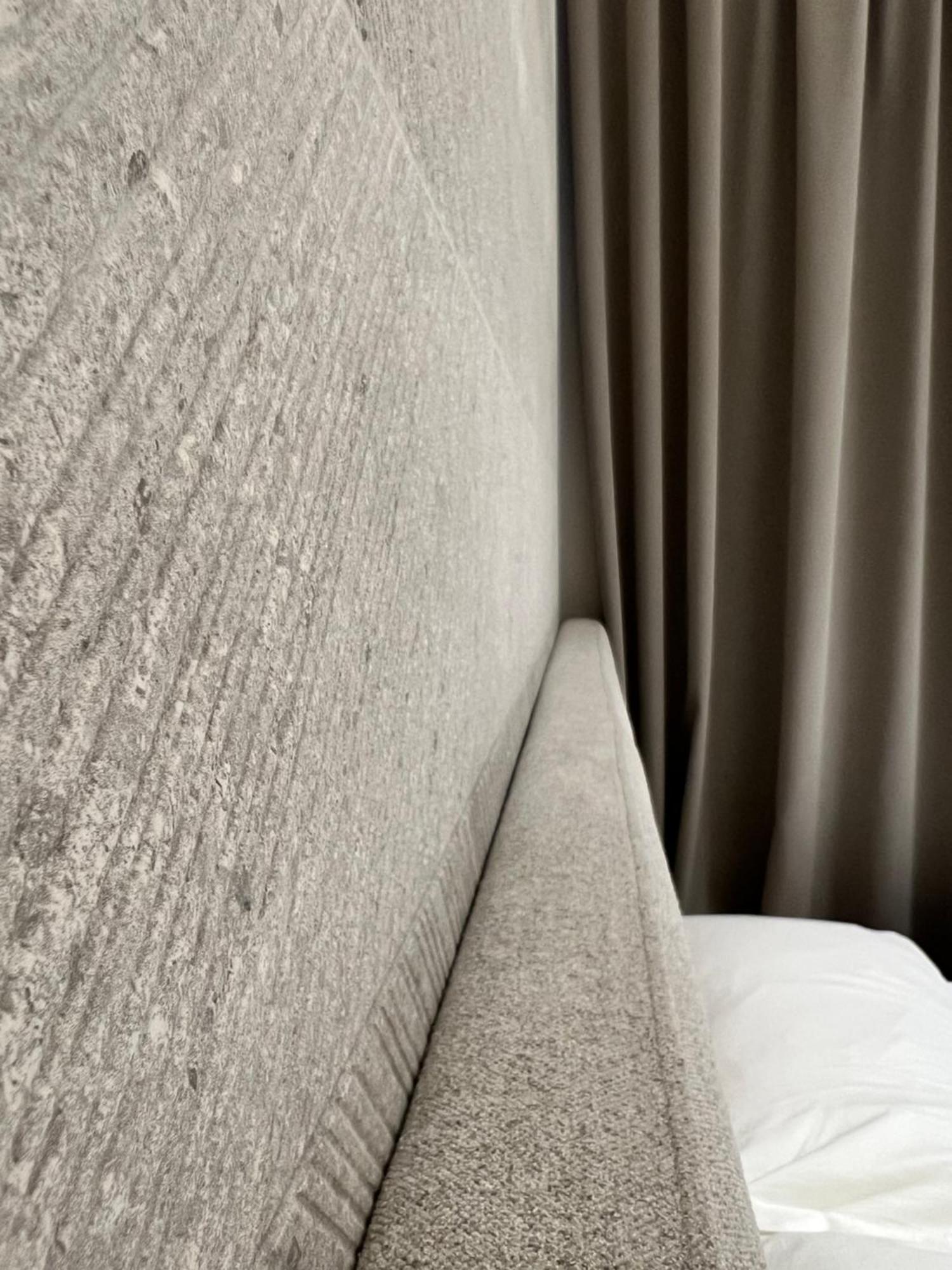 טיראנה Enzo Rooms & Apartment Blloku מראה חיצוני תמונה